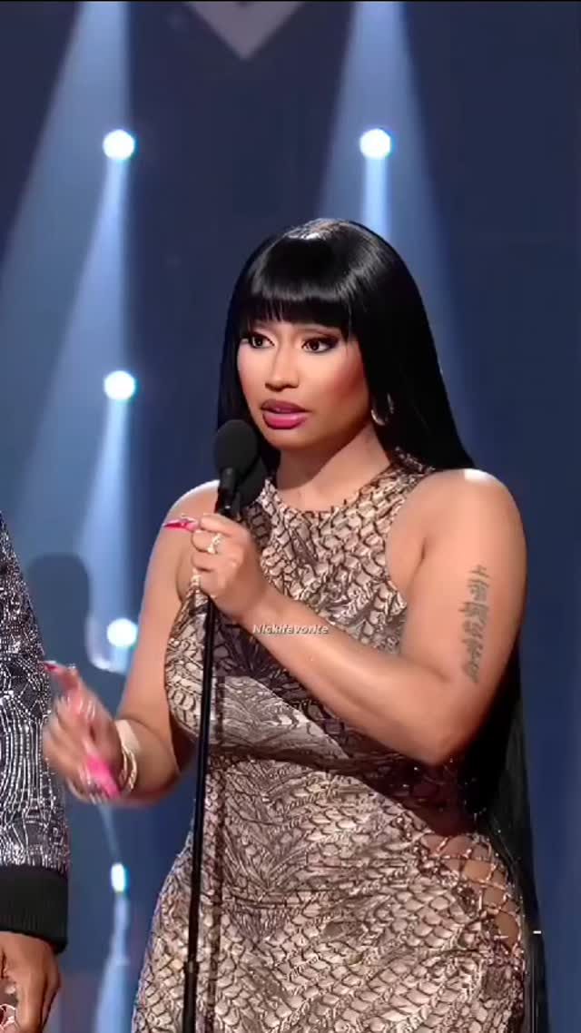 Instagram post from naunausosapp. This post is in position 6.