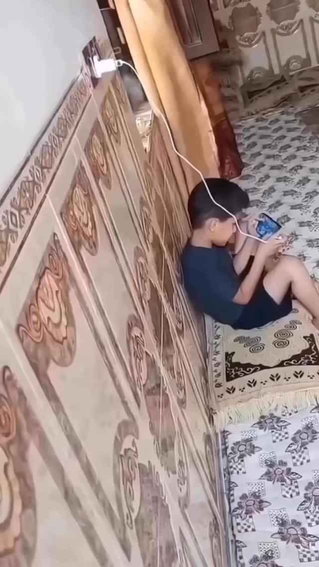 Instagram post from naunausosapp. This post is in position 12.